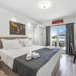 Guest house Appartmants 1 With Pool And Private Jakuzzi 4*
