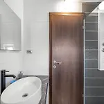 Appartmants 1 With Pool And Private Jakuzzi 4*