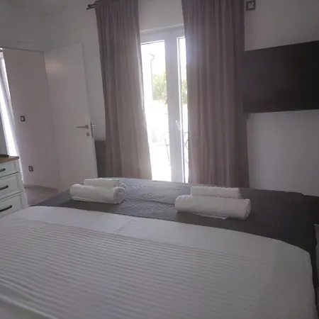 Guest house Vodice Guesthouse 4*