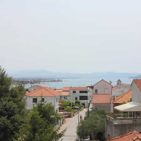 1 With Pool And Private Jacuzzi Pensionat Vodice