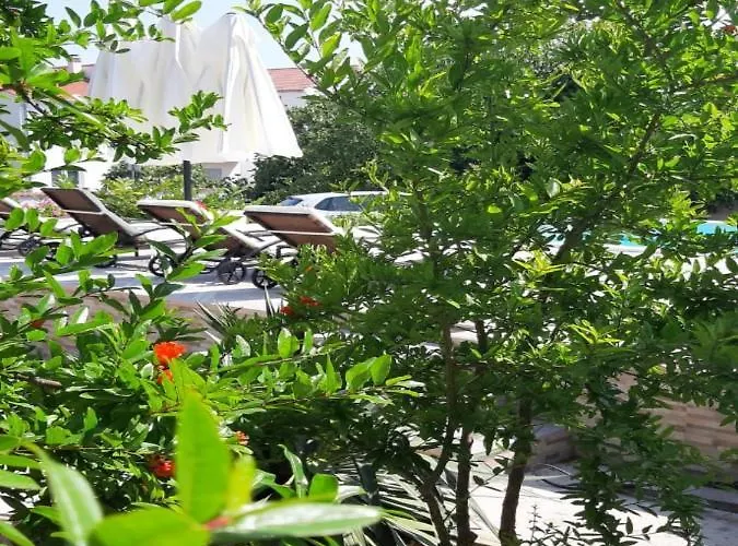 Vodice Guesthouse 4*