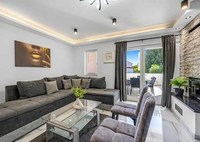 Vodice Guesthouse 4*