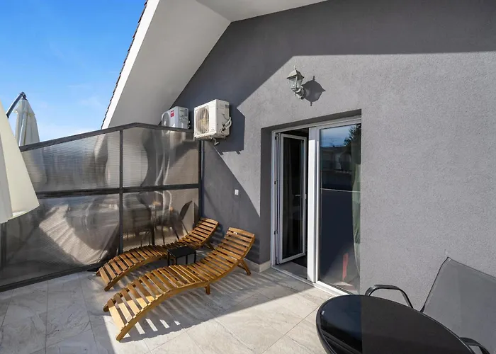 Vodice Guesthouse 게스트하우스