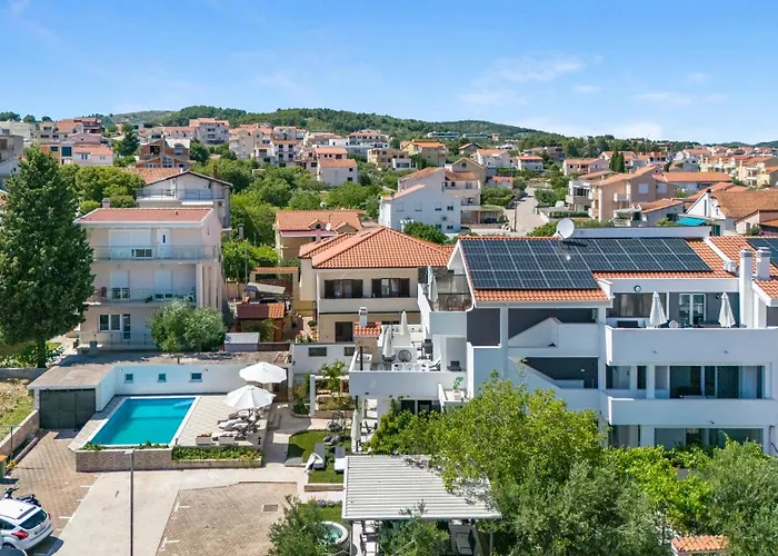 Vodice Guesthouse 4*