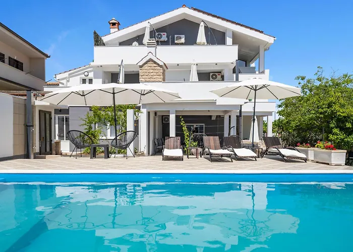 Vodice Guesthouse 게스트하우스